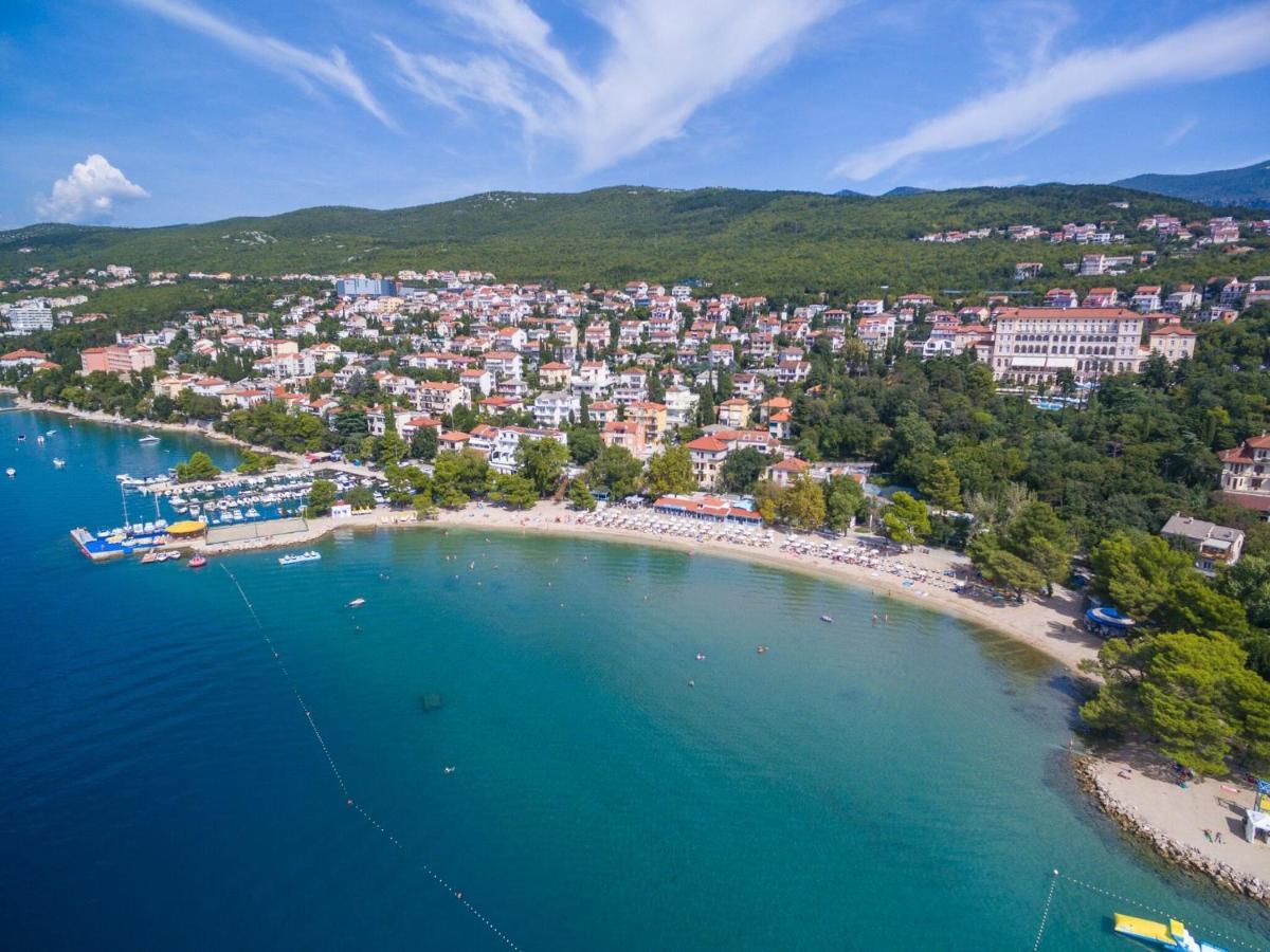 Apartments Kalla Crikvenica Ngoại thất bức ảnh