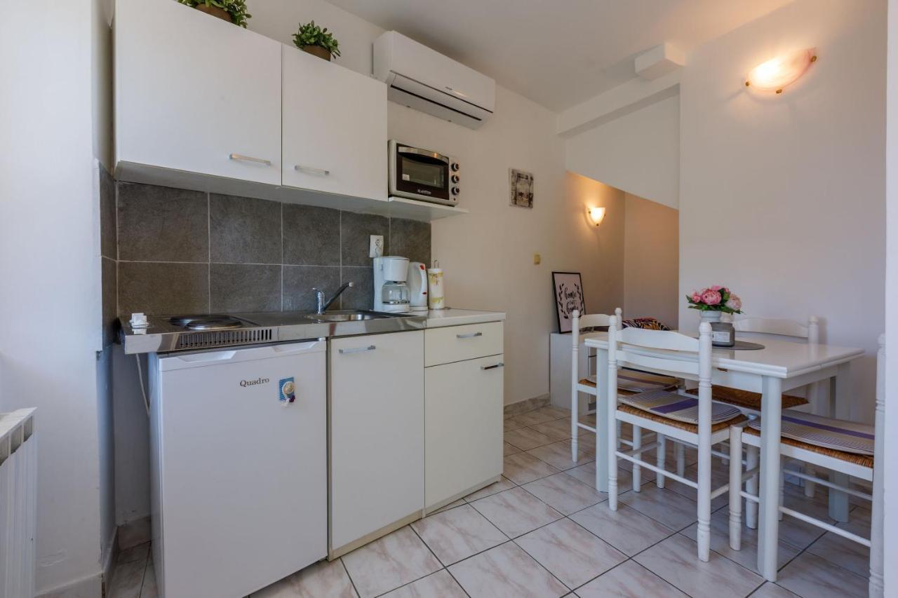 Apartments Kalla Crikvenica Ngoại thất bức ảnh