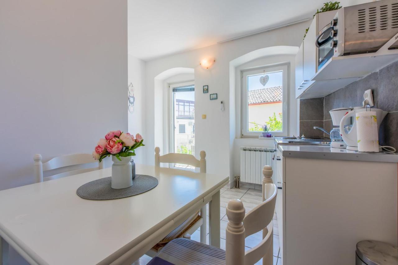 Apartments Kalla Crikvenica Ngoại thất bức ảnh
